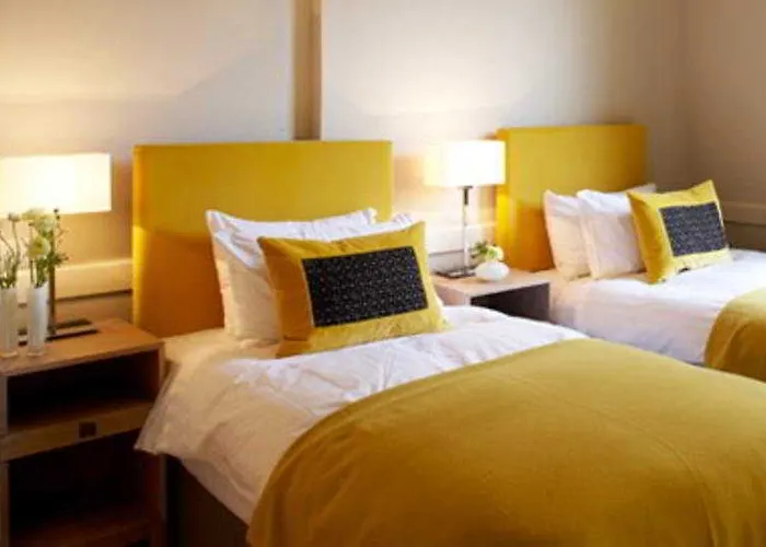 Top Hotels Near Bath Train Station for Easy Exploration