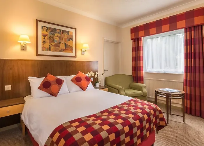 Top Hotels Near Southampton Central Station